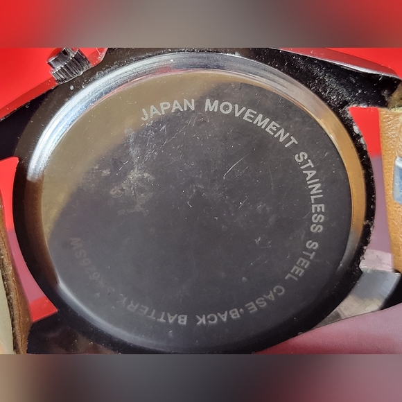 Men's Watch - Picture 10 of 10